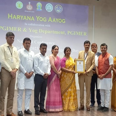 गोल्डन बुक ऑफ़ वर्ल्ड रिकॉर्ड में दर्ज हुआ हरियाणा योग आयोग का नाम